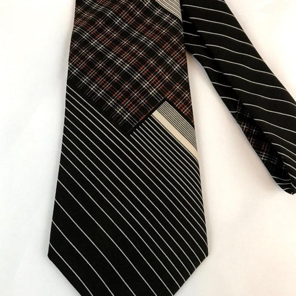 Beau Brummell 1970's Mod Brown Necktie, Thin White Stripes Orange Tie, 4in wide - Picture 2 of 5